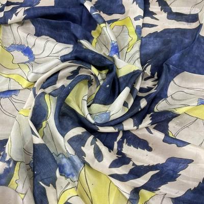 China Custom Viable 8mm Chiffon Fabric 100% Silk Fabric Pure Silk Digital Printed Floral Printed Silk Fabric for sale