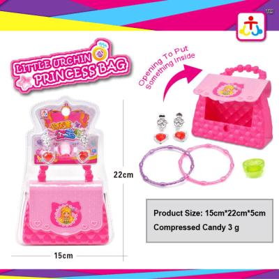 China Princess bag with press candy 3g for girls for sale