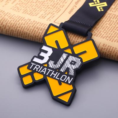 China From Europe Factory Wholesale Cheap Metal Alloy Triathlon Medal Directly for sale