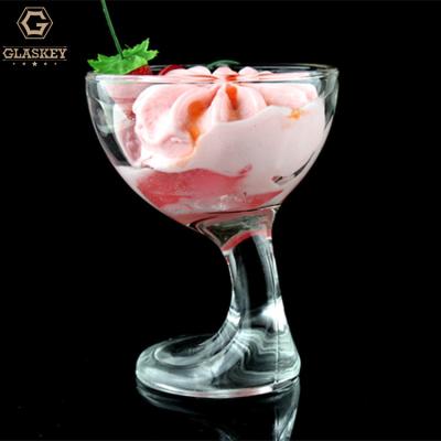 China Short Creative Glass Stem Ice Cream Glass Dessert Cups Europe Personality Hot Selling Glass Cup for sale