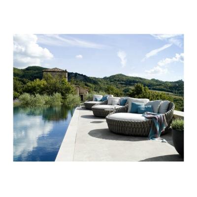 China Modern European Outdoor Sun Sofa Pool Patio Beach Leisure Styles Round Day Bed Garden Furniture for sale