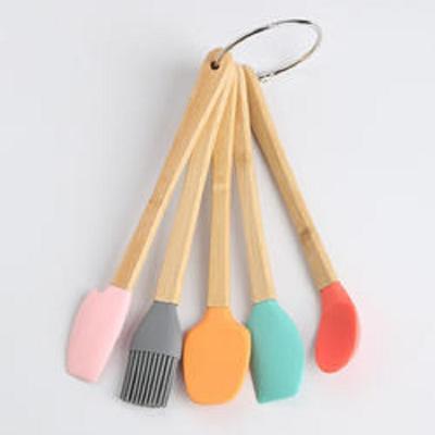 China Viable Innovative Multicolor Mini Silicone Oil Brush Heat Resistant Baking Tool Food Grade Pastry Tool for sale