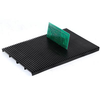 中国 友好的2.8x5mmスロット循環42pcs ESD PCBの棚を作動させなさい 販売のため