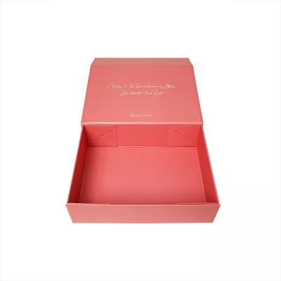 China Recycled Materials Logo Luxury Gift Packing Paper Custom Cardboard Folded Magnetic Suction Box With Foam for sale