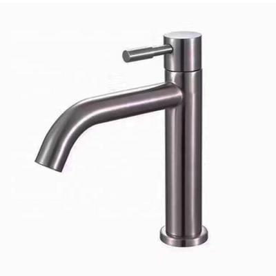 China Modern Lavabo single function faucet, exterior design, copper coil, curved spout design, processing and production integration for sale