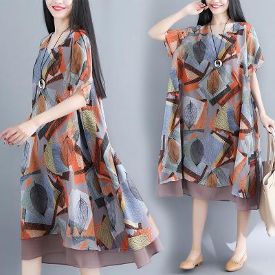 China Fashion Anti-Static Plus Size Women Geometric Print Bohemian Vacation Dresses Loose Round Neck Chiffon Dresses for sale