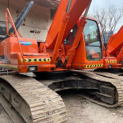 China Hotels Used Doosan Excavator DH225LC-7 / Korean Made Doosan Excavators In Shanghai Port for sale