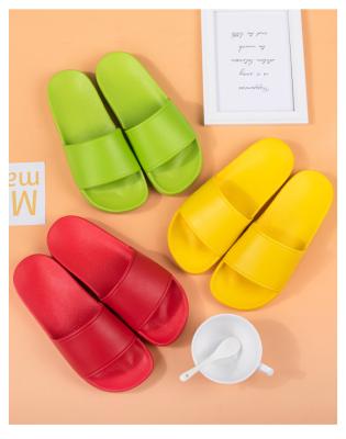 China Trend Home Indoor Slippers Fashion Logo R Logo Solid Color Custom Slipper for sale