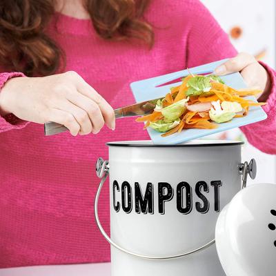 China Sustainable Kitchen Compost Bin New Arrival Vintage Metal Worktop Bucket Worm Composter Bin With Durable Lids for sale