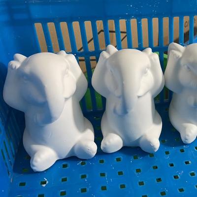 China Craft DIY Toys Plaster Figurine Elephant DIY Toys Coloring Mold Colored Model Drawing Customization for sale