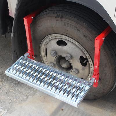 China BESTSELLER Folding Heavy Duty Tire Steps For Truck SUV RV F-150 Cabin & Frame for sale