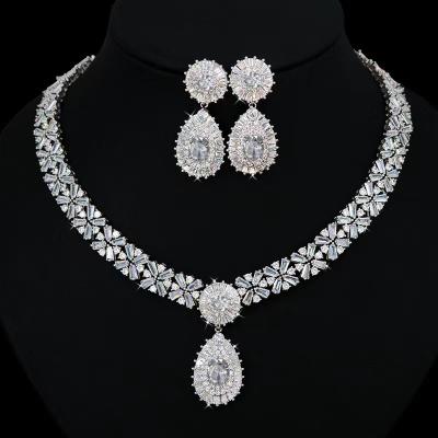 China FASHIONABLE manufacturers direct sale covered with zircon necklace brass earrings bridal jewelry set for sale