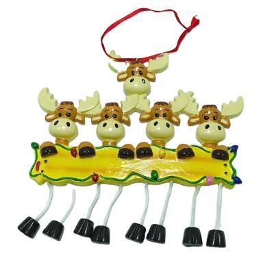 China Europe Resin Animal Garden Ornament Custom Cattle FAMILY Decoration Cattle FAMILY Christmas Ornament for sale