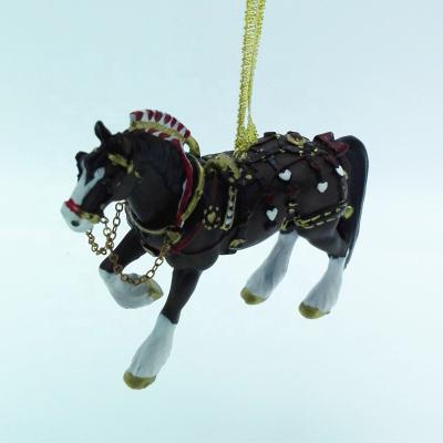 China Custom Decorative Cheap Animal Garden Figurine Europe Horse Hanging Ornament for sale