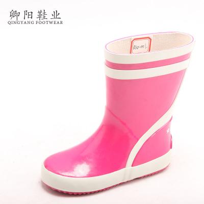 China Fashion trend manufacturer Factory High Quality kids warm rain boots red color kids rubber kids rain boots with dinosaur print for sale