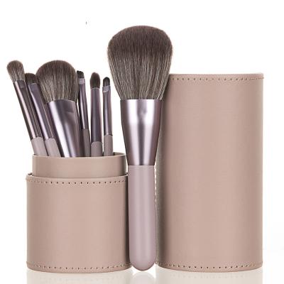 China Super Soft Makeup Tool Brush Popular Style 7pcs Wood Handle Makeup Brushes With Cylinder Makeup Brushes Holder for sale