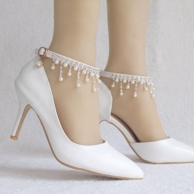 China Crystal Queen Rhinestone Flowers Pumps Lightweight Pointed Toe High Heels Wedding Shoes Party Women Sandals for sale