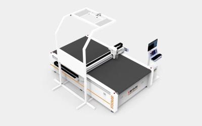 Κίνα 60mm/s - 2200mm/s αυτόματη μηχανή κοπής αφρού, CNC μηχανή κοπής πάνελ προσαρμοσμένη προς πώληση