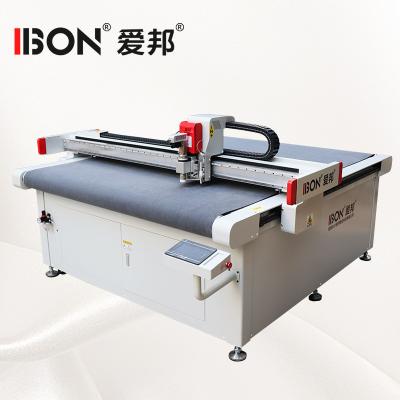 Cina Macchina CNC per il taglio del cuoio personalizzato 220V - 380V Tagliatore di coltelli digitali per cuoio artificiale PU in vendita