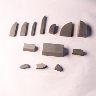 China Cutting Metal YT535 High Hardness Wear Resistance Tungsten Carbide Blades For Cutting Hard Metal for sale