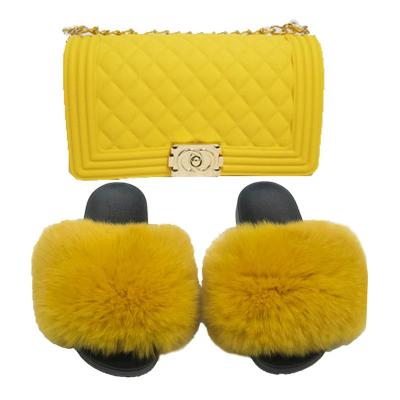 China Fashion Trend Ins Women Fur Slippers Multicolor Large Fur Hot Selling Fluffy House Slides Shoes Fox Hairy Fur Slides For Lady for sale