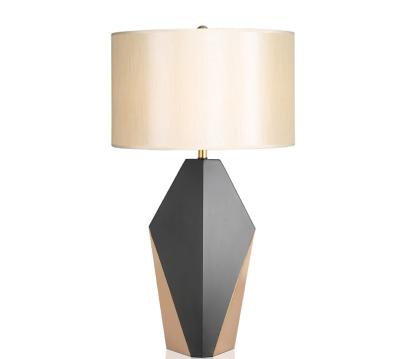 China Modern Modern Gold and Black Metal Table Lamp with Fabric Shade for Living Room Bedroom and Hotel Decoration Table Lamp for sale