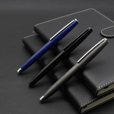 China Matte zakelijk cadeau Roller Ball Pen 0.5mm Signature Pen Metal Gel Pen Custom Logo Te koop