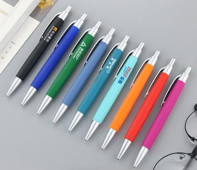 China Hotel Promotion Ballpoint Pen Gift Business Ball Pen Soft Coating Printing Logo Te koop