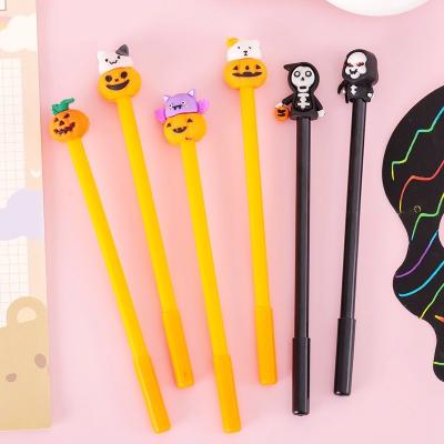 China Halloween Plastic Gel Ink Pen Pumpkin Skeleton Student Gift Neutral Pen for sale