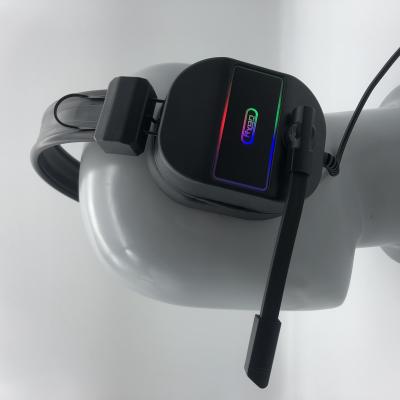 China Durable Gaming Earphone Edging - Sound Gaming Earphone With Microphone Soft Ear For Gaming With LED Light for sale