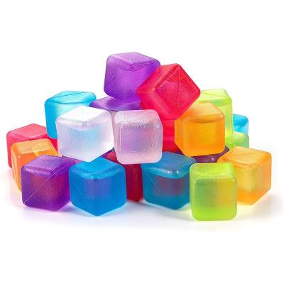 China BPA Free Ice Cube Refreezable Reusable Reusable Plastic Plastic Square Shape Drinking Ice Cube For Whiskey Wine Seltzer Water And Coffee for sale