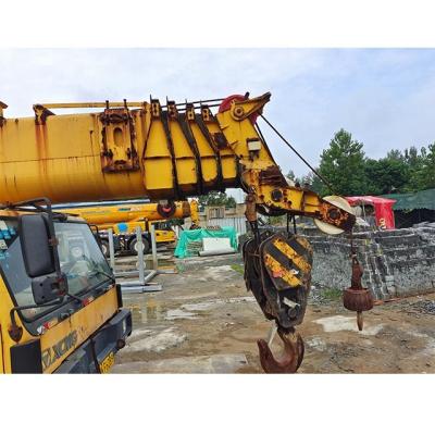 China Construction Material Shops Environmental Protection Model QY70K Used Truck Crane High Efficiency, Energy Saving and Produced in China for sale