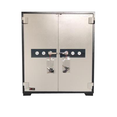 China Fireproof Stainless Steel Double Door Steps Anti Field Box Banker Safes for sale