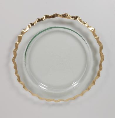 China Sustainable Wholesale Custom Large Round Wedding Decoration Charger Glass Dishes With Gold Rim for sale