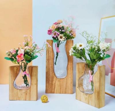 China Who respects the environment; Wholesale Clear Glass Vase Stocked Inlaid In Wooden Block For Home Decoration for sale