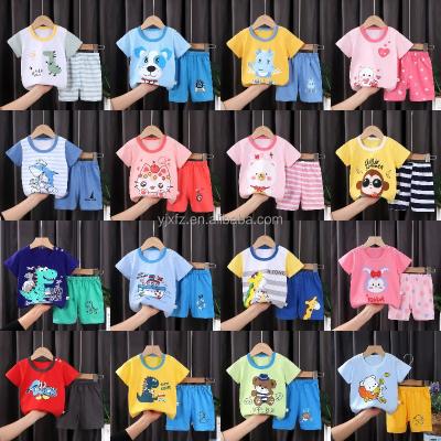 China 2022 Summer Style Spring Boys and Girls College Leisure Printed New and INS Preppy Short Sleeve T-shirt Set Wholesale for sale