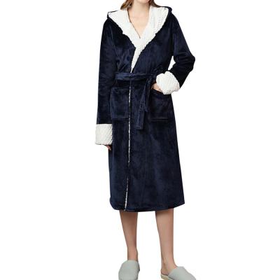 China Thermal thicken sleepwear flannel luxury hotel hooded bathrobes long for women sexs good quality coral fleece bathrobe men and women for sale