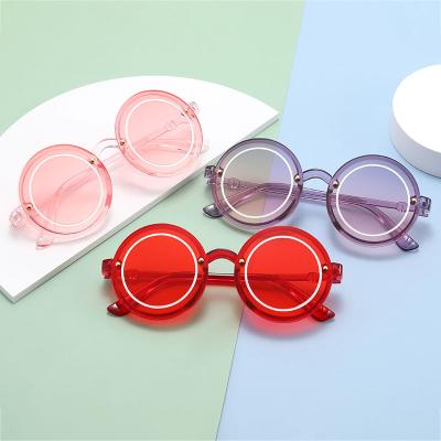 China Yihua fashion sunglasses boys sunglasses anti UV girls plastic round cheap kids sunglasses for sale