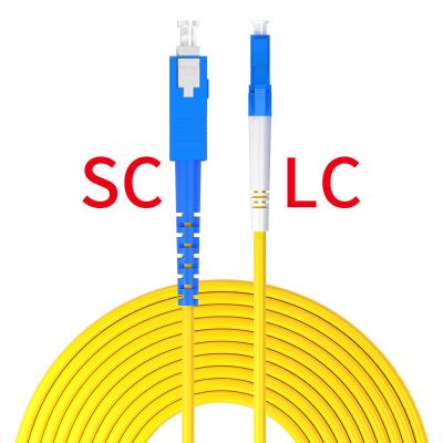 China Customized PVC/LSZH Fiber Optic Cable Patch with SC/FC/LC/ST Connector Type by HXCOWO for sale