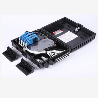 中国 18 Ports Outdoor Fiber Distribution Box Customized Splicing IP65 Ftth Outdoor Box 販売のため