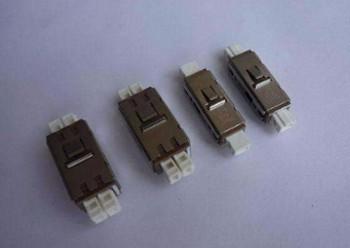 China MU Fiber Optic Adaptor Low Insertion And Back Reflection Loss en venta