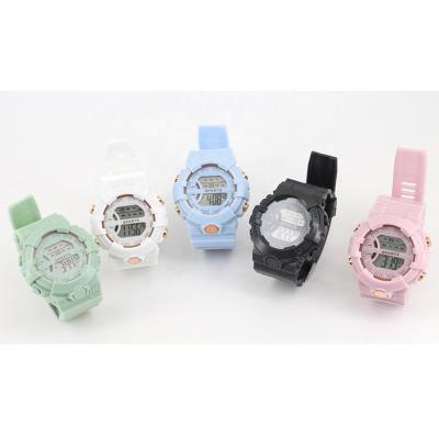 China Hot Selling Kid Student Cheap Watch Fashionable Digital Electronic Watch for Boy Girl Christmas Gift for sale