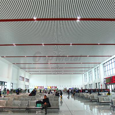 China Integrated Aluminum Ceilings Strip Suspended False Ceiling Designs For Airport for sale