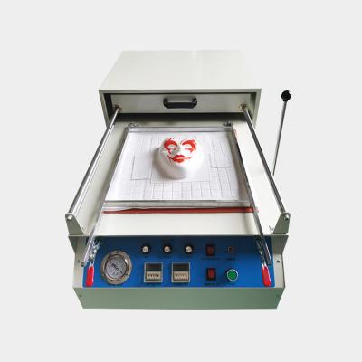 China Hotels Acrylic Vacuum Forming Machine Small Manual Desktop 3d Letters Machine For Signs for sale