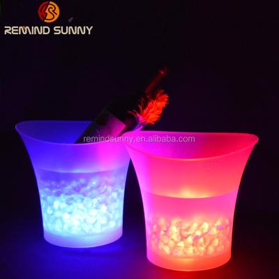 China Bar Color Changing LED Ice Bucket Great For Dim Lit Or Night Parties for sale