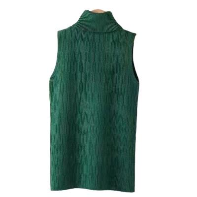 China 2022 Hot Selling Good Quality Anti-wrinkle Water Wrinkled Fashion Sweater Sleeveless Vest for sale