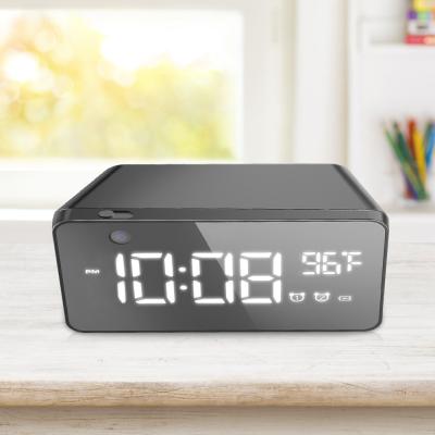 China Hot Wifi Desktop Clock Action Camera 2020 Digital Wireless Security Wall Clock Hidden Video Surveillance for sale