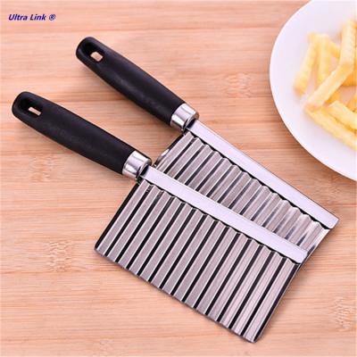 China Viable Potato Knife Chopper French Fry Cutter Stainless Steel Kitchen Instrument Fruit Cutter Kitchen Accessories Wavy Edged for sale