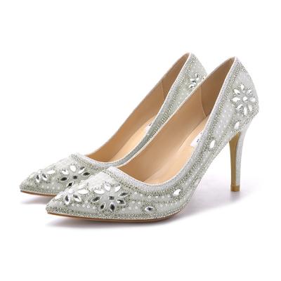 China Breathable High Quality White Bridal Lace Lady Low Heels Pump Wedding Shoes For Bride for sale