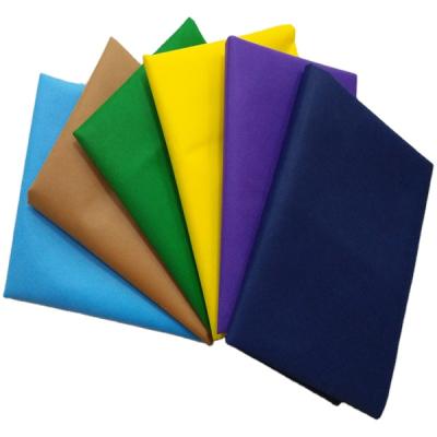 China Best Price Waterproof 100% PP Tovaglia Table Cloth TNT Disposable Nonwoven Fabric Table Cloth Nonwoven Fabric for sale